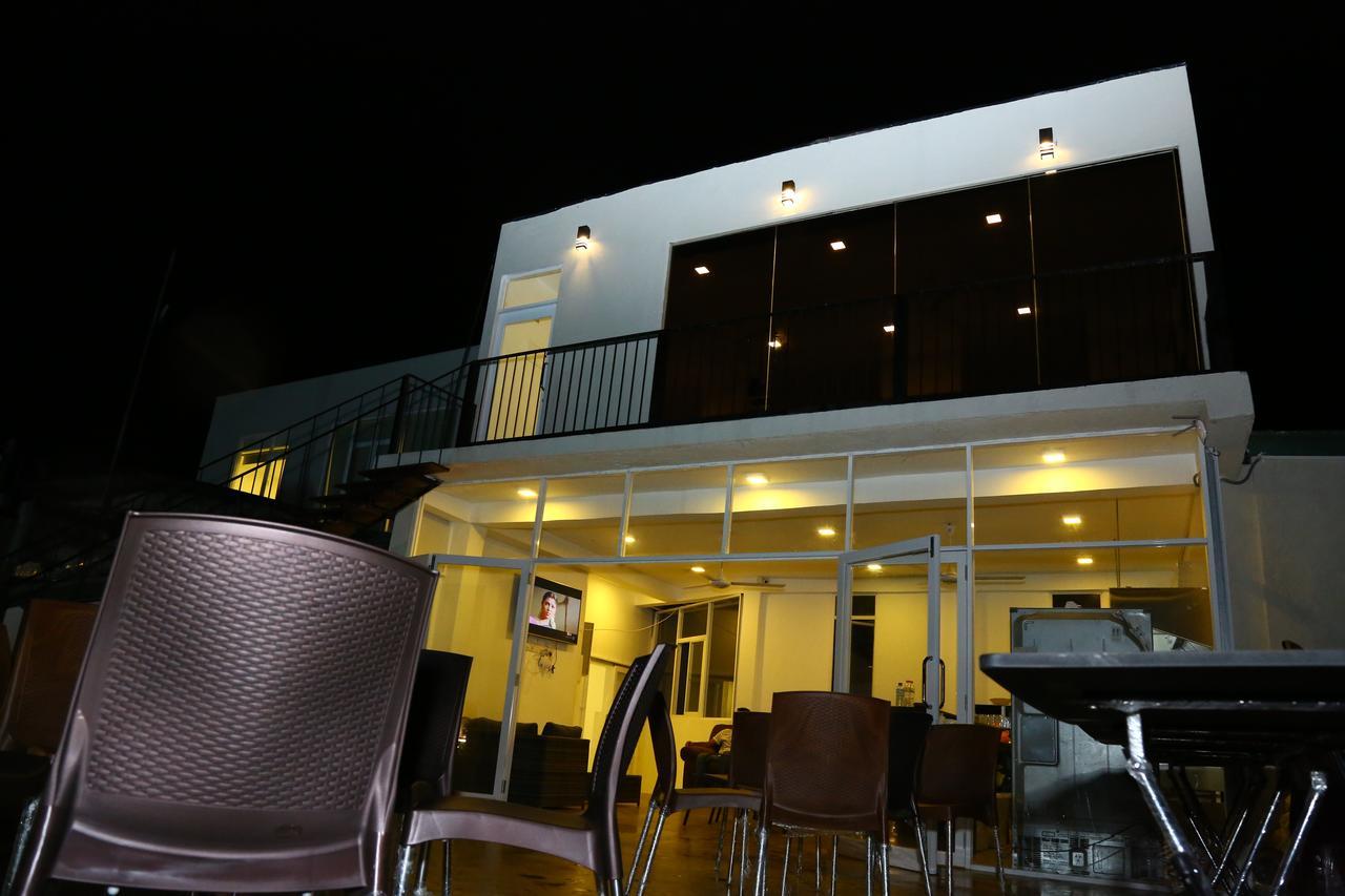 Impala City Hotel And Hostel Kandy 50 Extérieur photo