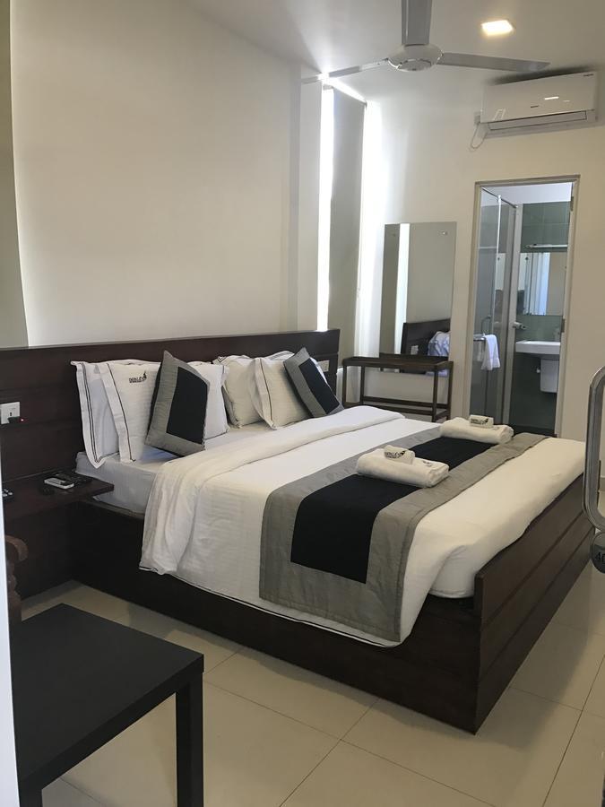 Impala City Hotel And Hostel Kandy 50 Extérieur photo
